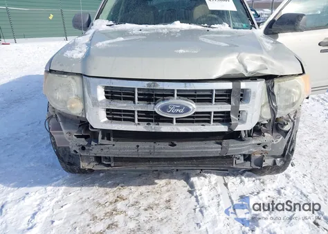 2008 Ford Escape Xlt from USA, damaged, VIN 1FMCU93178KD65748